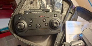 Mini drone pieghevole con telecamera