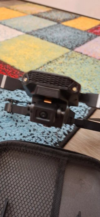Mini drone pieghevole con telecamera