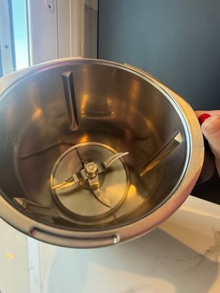 Thermomix TM5 con todos sus complementos