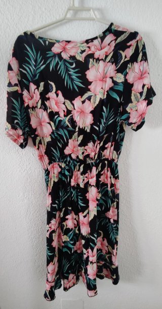Vestido Alehop floral negro y rosa talla L