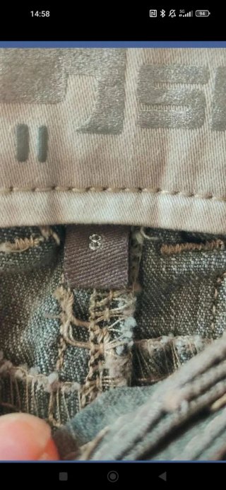 Jeans pitillo con pedrería
