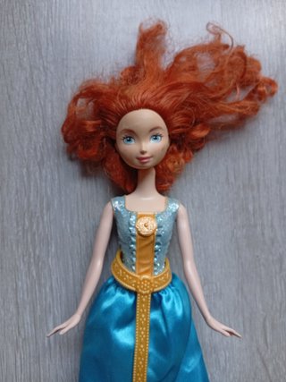 Muñeca Princesa Merida Disney Purpurina
