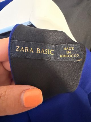 Mono Zara invitada azul