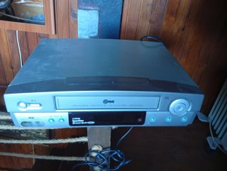 Reproductor VHS LG LV994N
