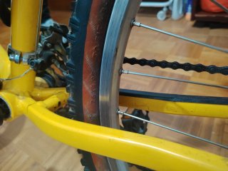Bicicleta de Montaña Amarilla