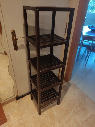 Estantería de madera Ikea marrón