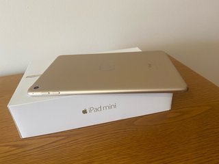 iPad mini 4 Wi-Fi 128 GB Oro