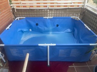 Piscina desmontable azul