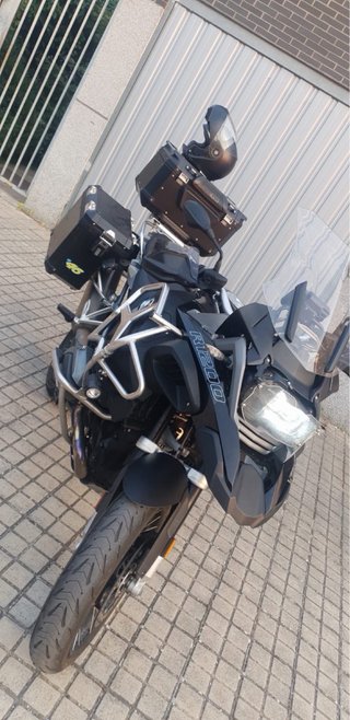 BMW R1200GS Adventure Negra
