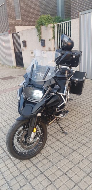 BMW R1200GS Adventure Negra