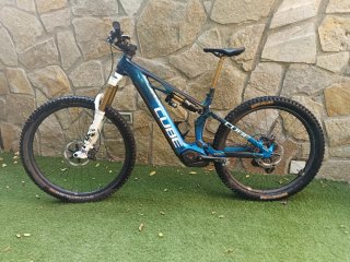 Bicicleta Eléctrica Cube