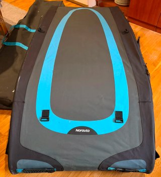 COFRE DE COCHE + BARRAS UNIVERSALES
