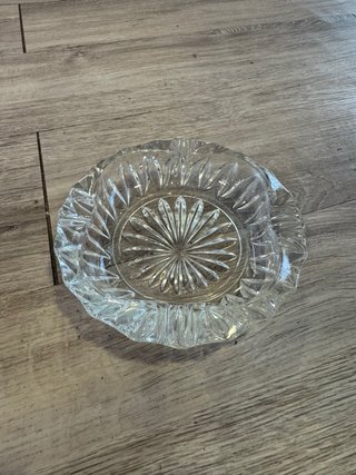 Cenicero vintage de cristal grueso tallado 15 cm