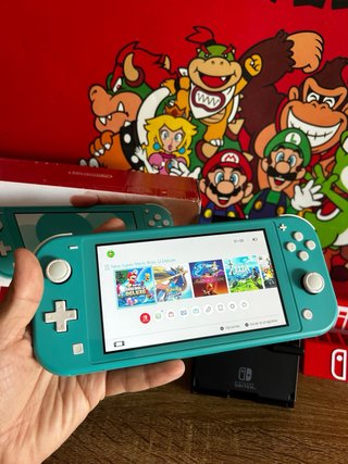Nintendo Switch Lite COMO NUEVA 10/10