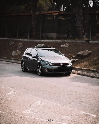 Volkswagen Golf GTI