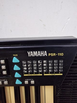 Teclado Yamaha PSR-110 funcionando