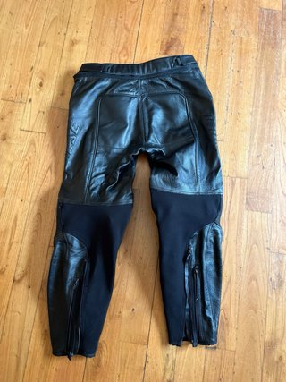 Mono de cuero Dainese