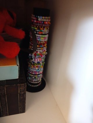 Pulsera y marcapáginas multicolor