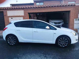 Opel Astra 2010