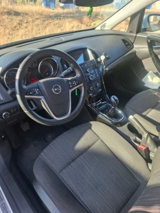Opel Astra 2010