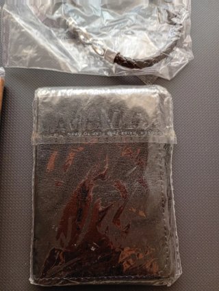 Lote Tarjetero, Billetero, Pulsera y Llavero