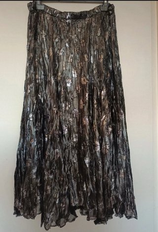 Falda Zara plateada con estampado floral xl zara