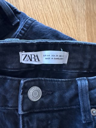 Bermuda vaquera negra Zara hombre