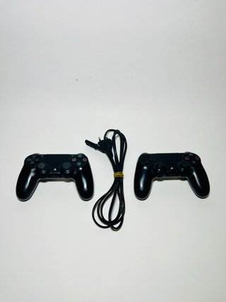 PS4 Fat 12.50 – 2 Controller + GTA 5 | Funzionante