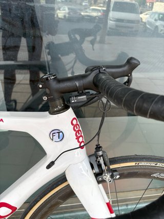 Bicicleta de carretera CEECO MAMBA