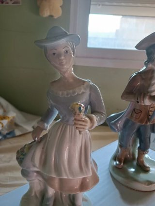 Figuras de porcelana, 25 cm