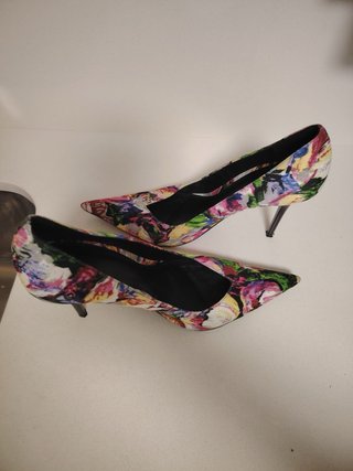 Zapatos de tacón floral Modelo: Marypaz