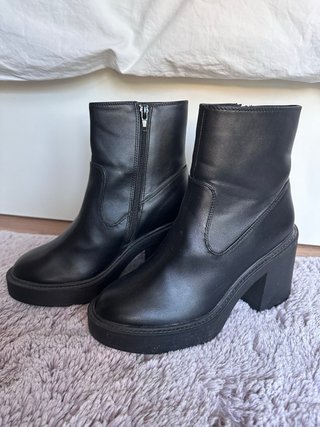 Botines tacón/plataforma negros