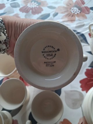 Wedgwood Patrician Etruria Barlaston England tea
