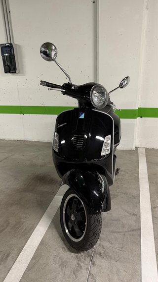 Vespa GTS 300 Super 2008 | 34.500 km | Impecable