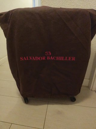 Maleta grande Salvador Bachiller gris
