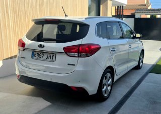 KIA Carens 2015