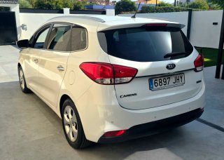 KIA Carens 2015