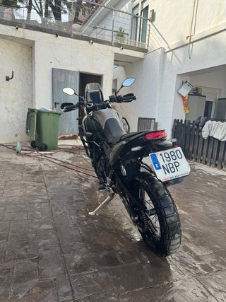 Yamaha Ténéré 700 con extras