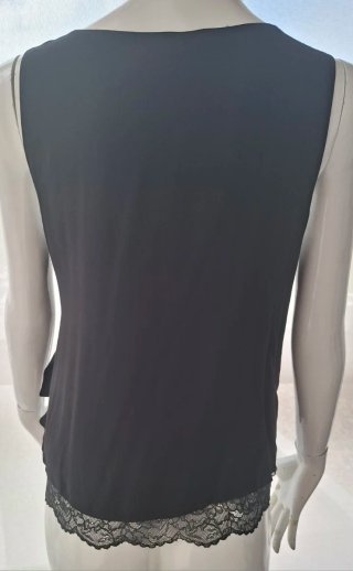 Top Zara sin mangas con encaje y lazo