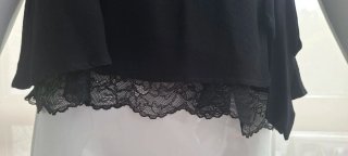 Top Zara sin mangas con encaje y lazo