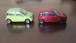 Fiat Panda Burago 1/43 Verde/Rosso