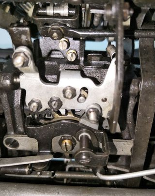 Hispano Olivetti Studio 46 Máquina Escribir