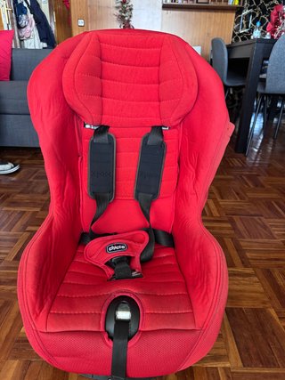Silla de coche Chicco roja