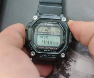 Reloj Casio Termómetro Sumergible 100M