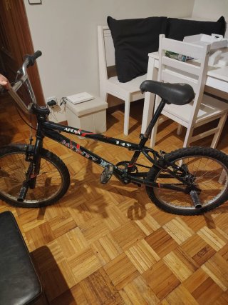 Bicicleta BMX Arena 145