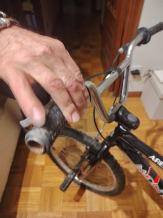 Bicicleta BMX Arena 145