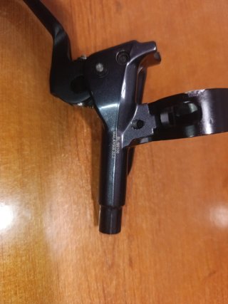 Freno Shimano Deore BLM6100 delantero (izquierdo)