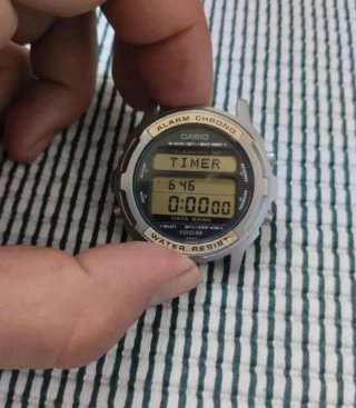 Reloj Casio Alarm Chrono Data Bank 100M