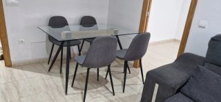 Mesa cristal y 4 sillas comedor