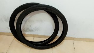 2 Cubiertas CST Urbana 26 x 2.125, tienen 100 km